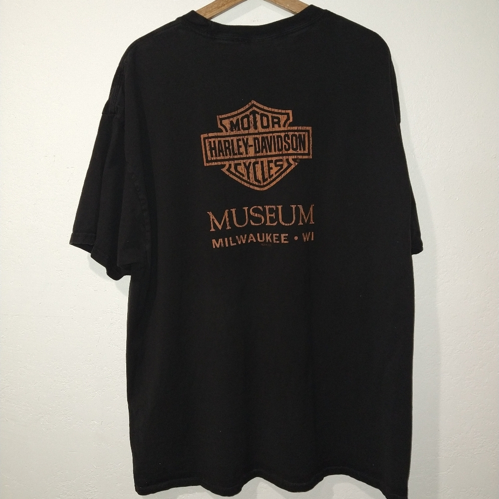 Harley-Davidson Museum Tee Shirt - Picture 2 of 5